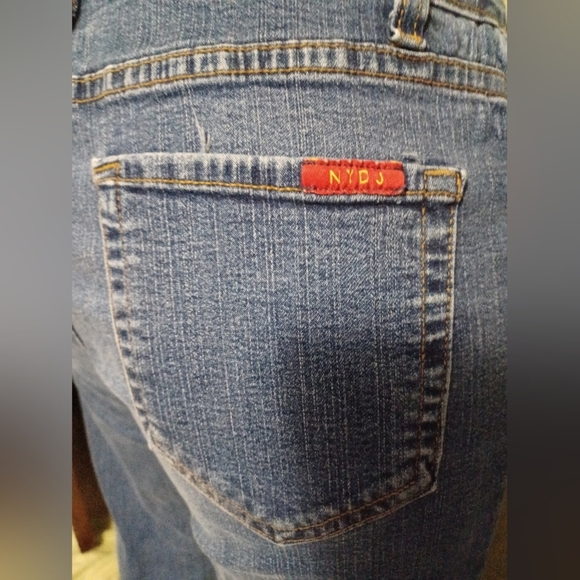 NYDJ Flare & Wide Leg Tummy Tuck Blue Jeans - Picture 4 of 10